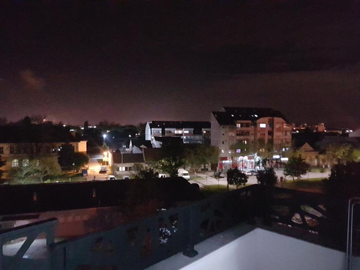 Royal Residence Apartmani 2 Pancevo Luaran gambar