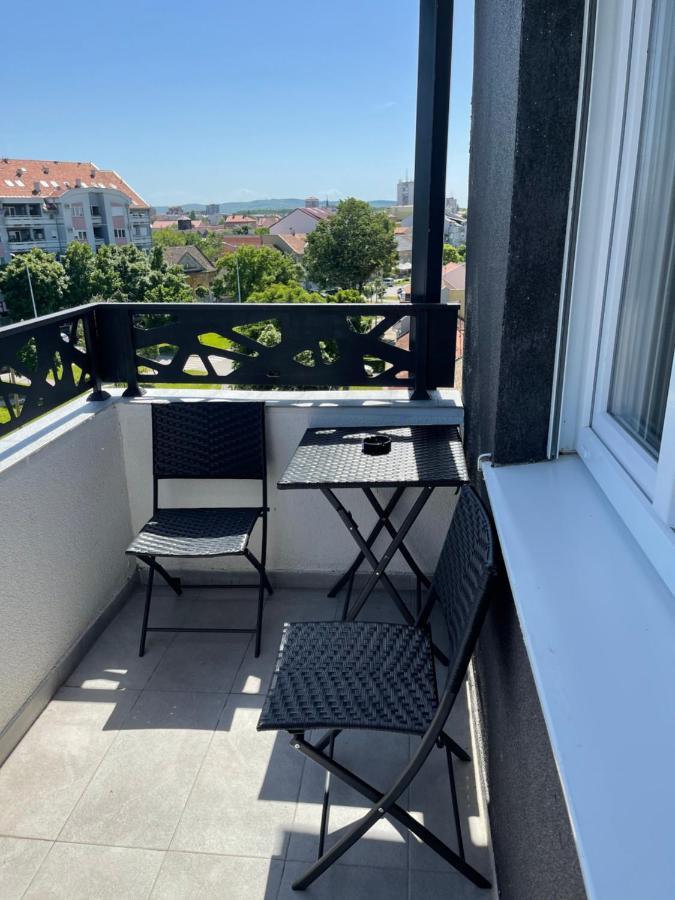 Royal Residence Apartmani 2 Pancevo Luaran gambar